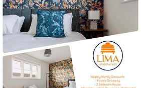 2 Bedroom House-Driveway - Bournemouth Hospital - Long Stay Discounts - Lima Apartments Ltd